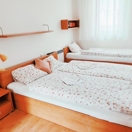 Apartman 302 Oscadnica Bagian luar foto