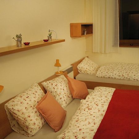 Apartman 302 Oscadnica Bagian luar foto