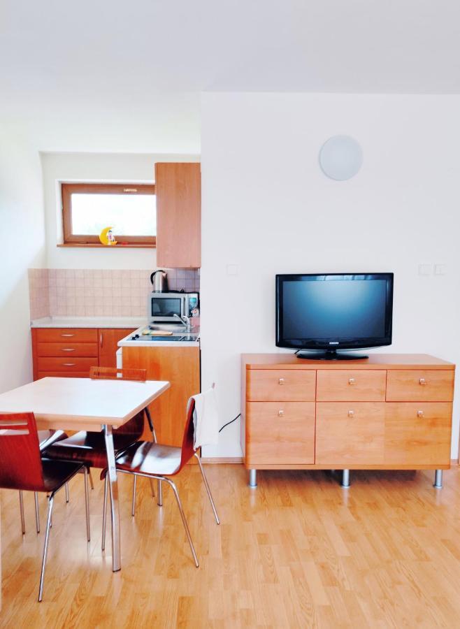Apartman 302 Oscadnica Bagian luar foto